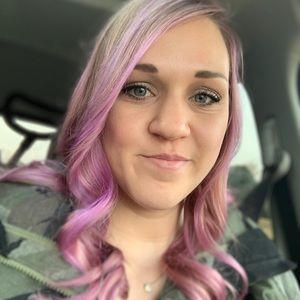 Meet your Posher, Abby